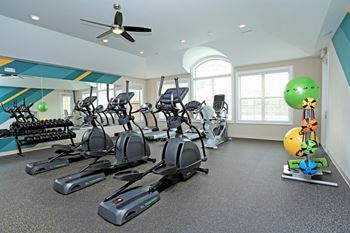 State-of-the-art 24/7 fitness center